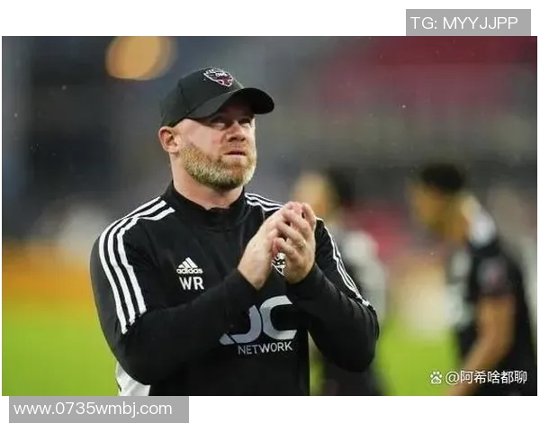 曼联传奇鲁尼正式退役，足坛众星齐送祝福